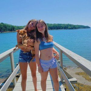 Meet your Posher, Stella